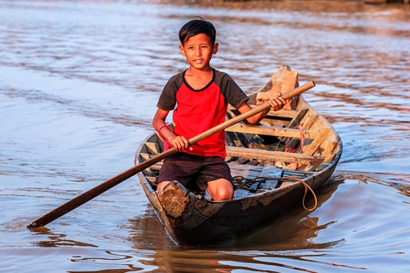 Day 4: Boat Ride On Tonle Sap Lake - Silk Center - Departure (Breakfast, Lunch)